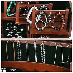 Collage de 2 photos présentant les rangements de la grande boîte à bijoux en bois à compartiments