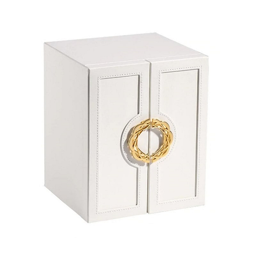 Vue de 3/4 de la boîte à bijoux avec portes cuir blanc (fermée)